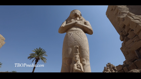 Africa Through The Eyes of a Visionaire Trailer
